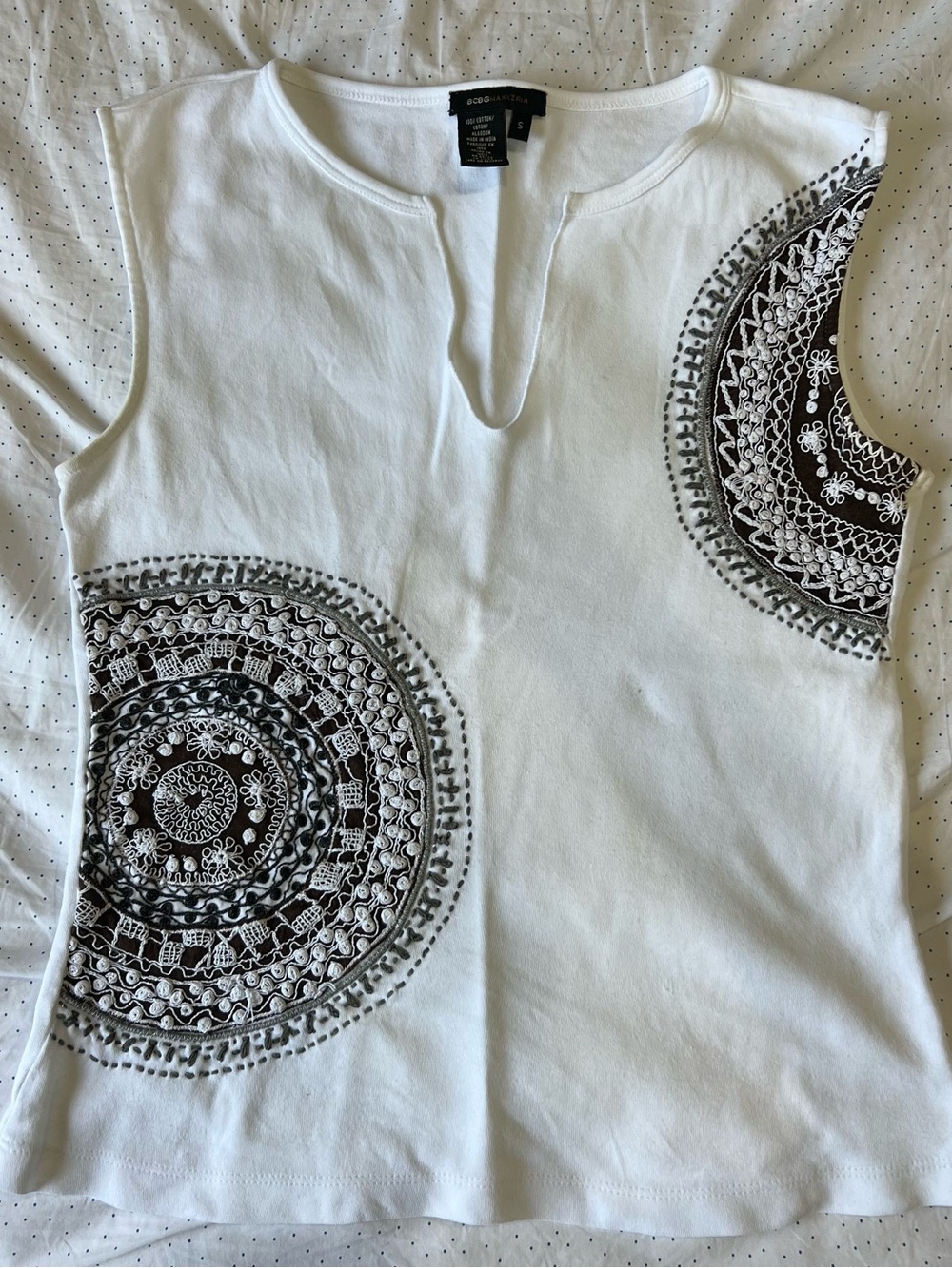 BCBGMaxAzria White Sleeveless Tank with Black Medallion Embroidery